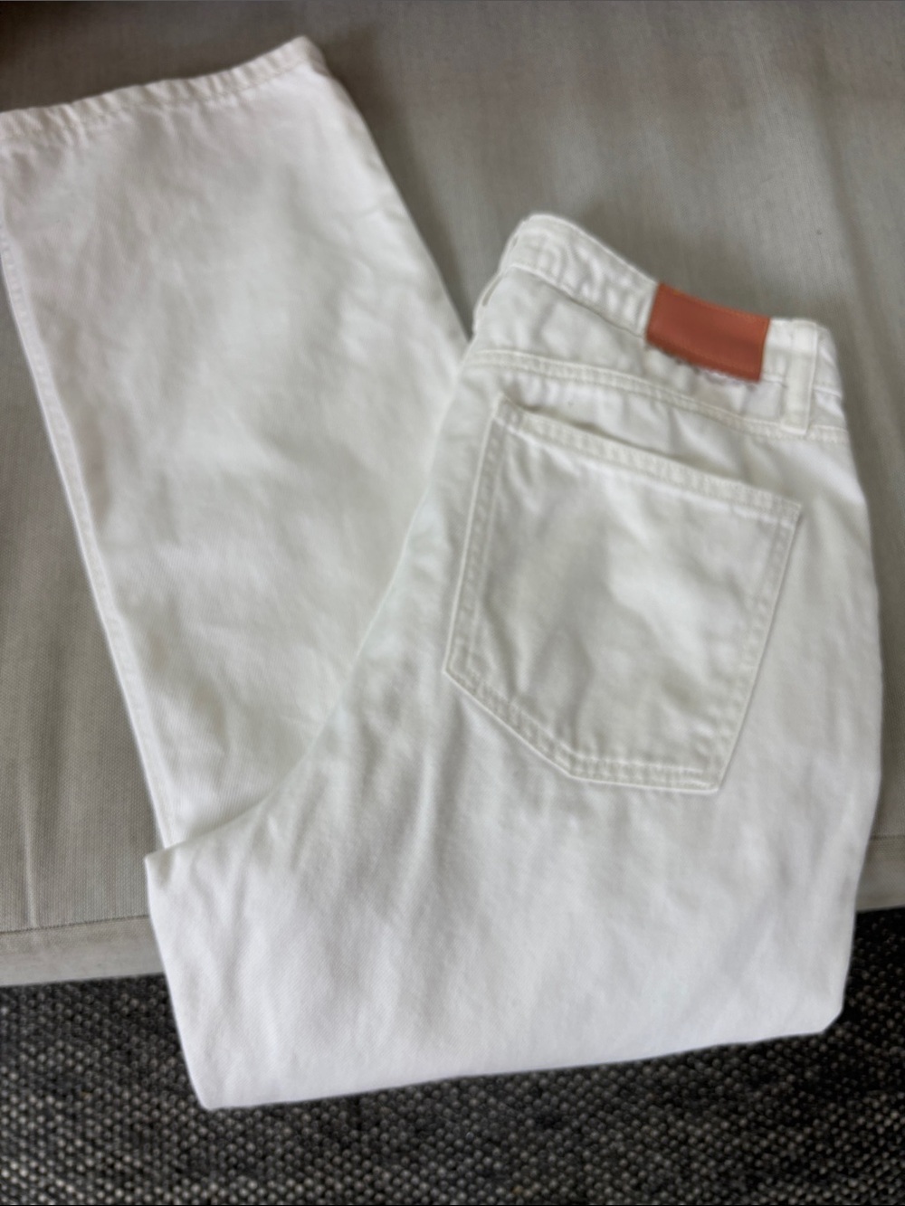 Women’s cropped White Classic Straight Jeans by Avec Les Filles